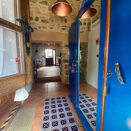 La Casa De La Fuente